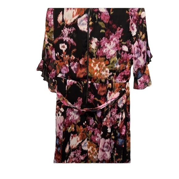 Multi color dress, never worn! Size 10. Romantic floral with liner and ruffles - Picture 5 of 5